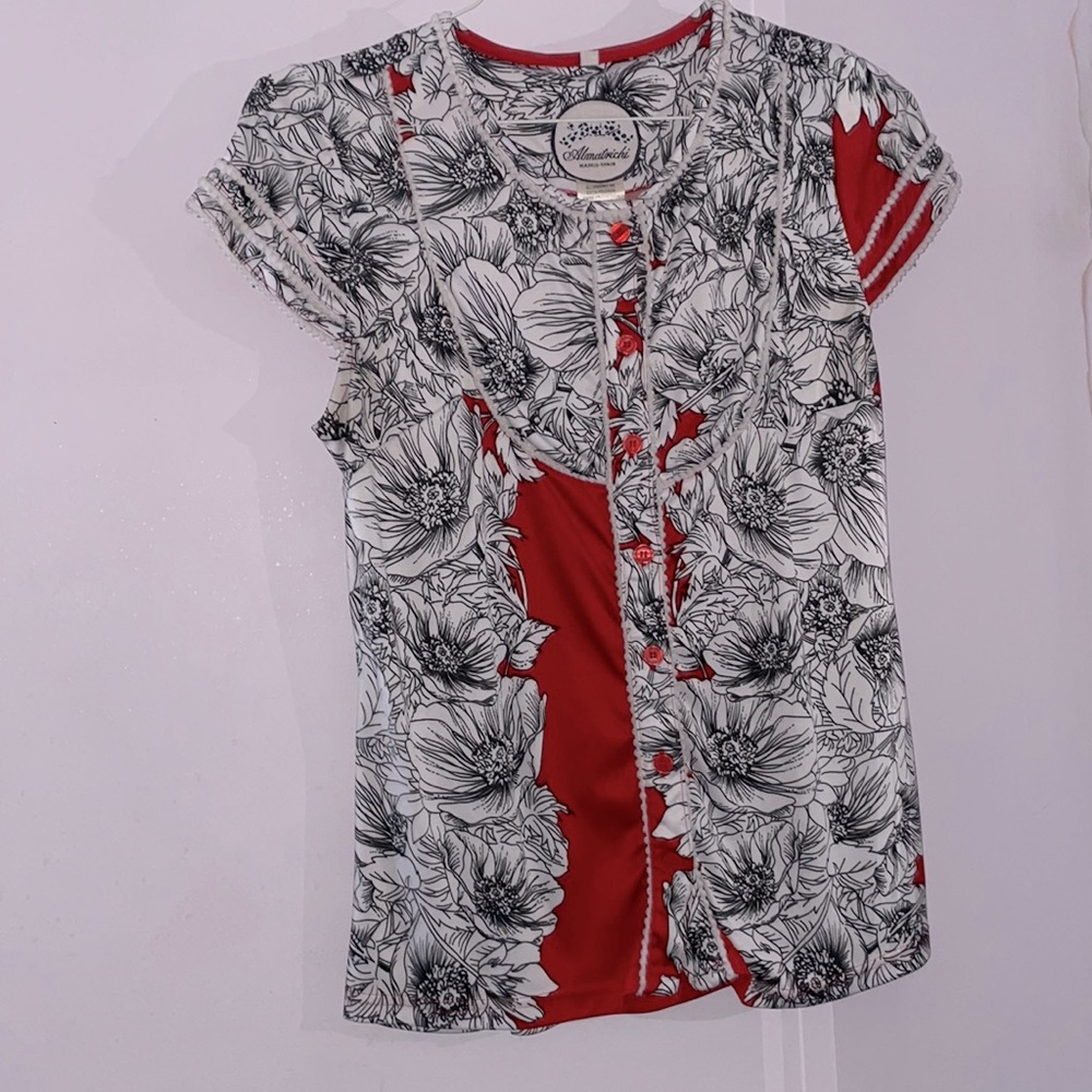 Fun blouse